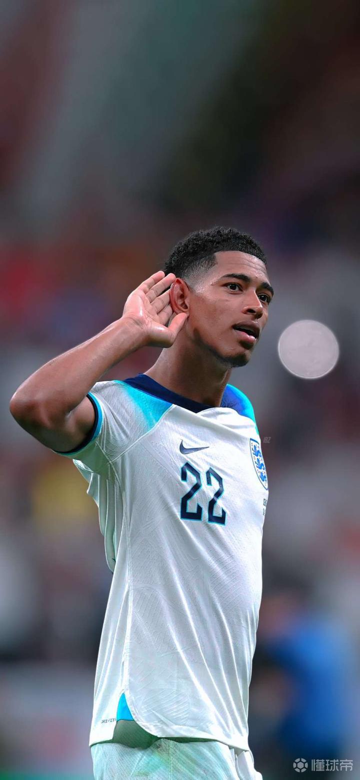 环球足球奖2025年度最佳球员候选：姆巴佩在列，巴黎8人入选