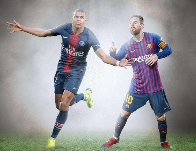 庆祝波兰独立日，莱万将纽约帝国大厦点亮为白红色