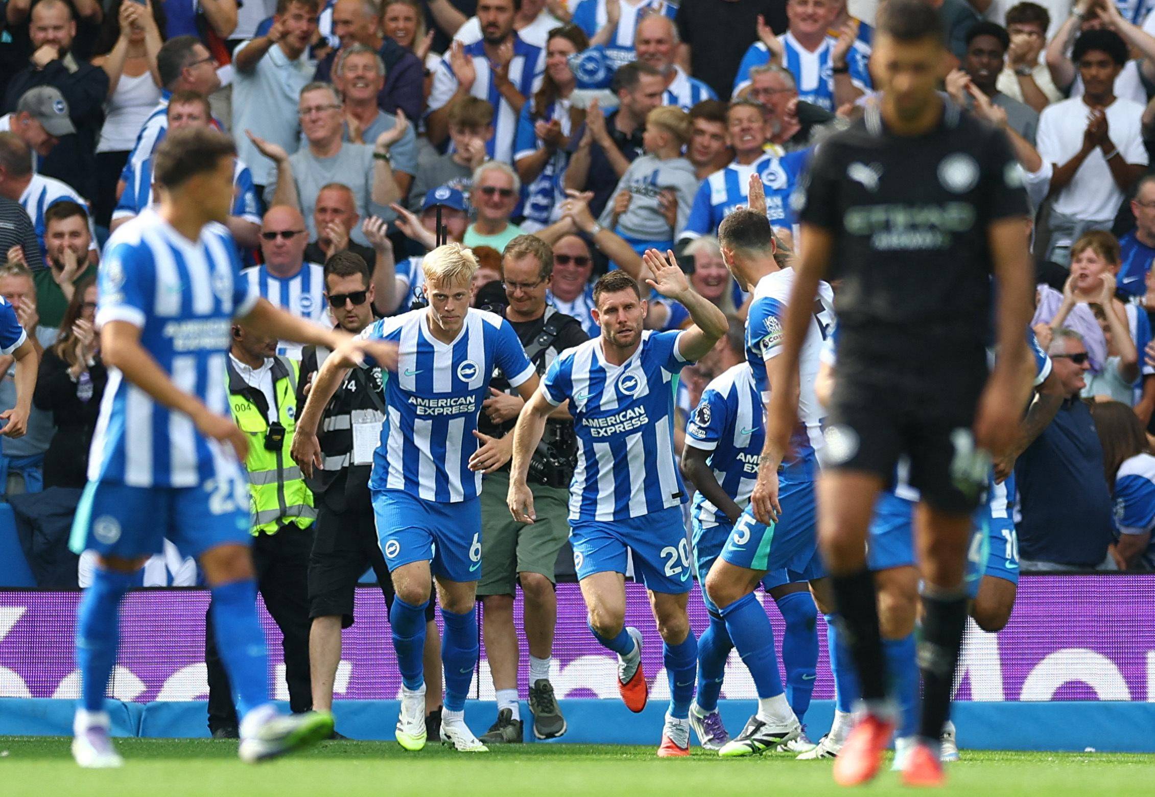 斯基拉：德罗西执教的热那亚想从罗马租借皮西利