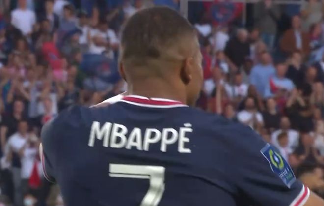 环球足球奖年度最佳教练候选：恩里克、斯洛特、弗里克在列