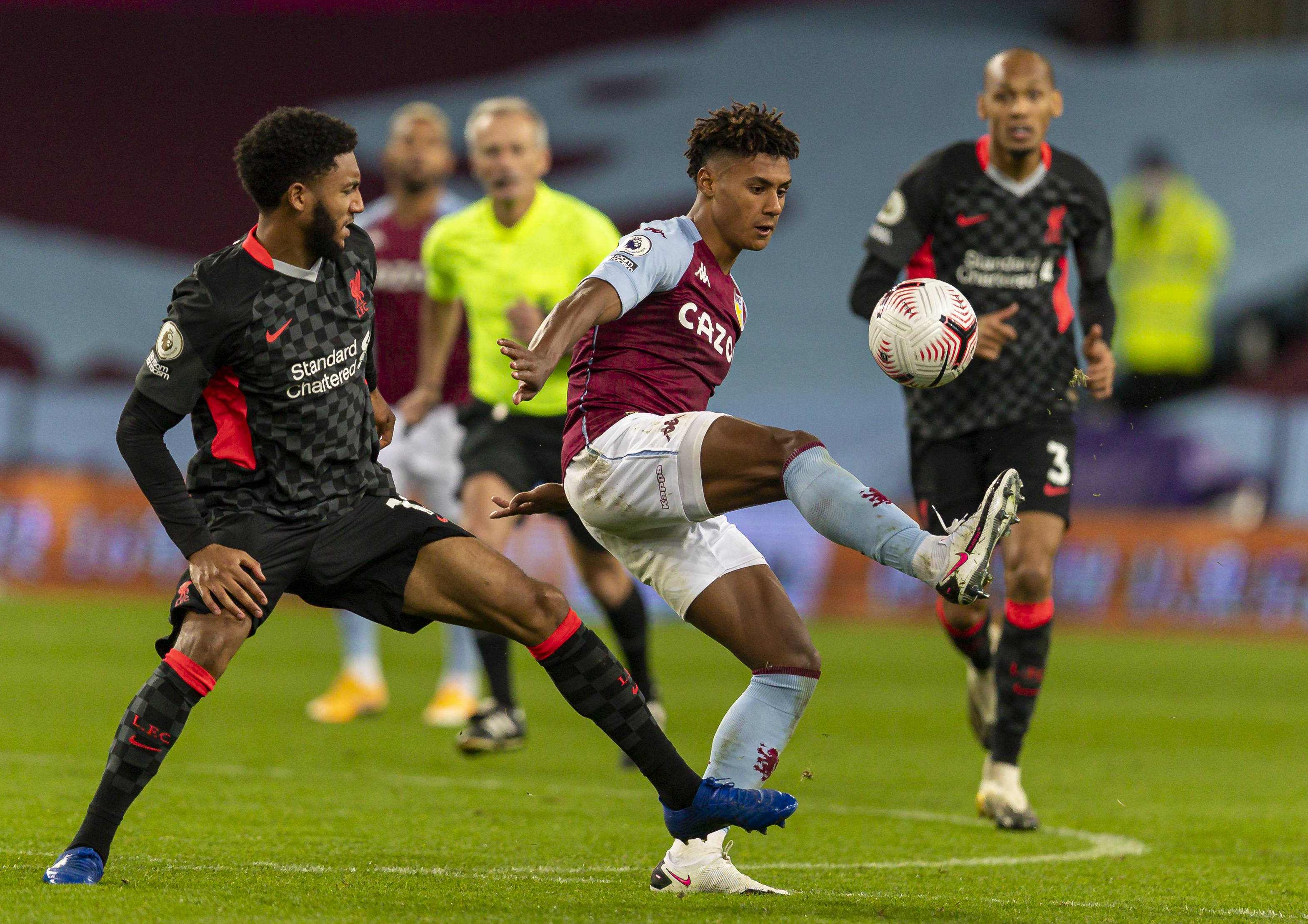 图片报：多特希望以顶薪续约施洛特贝克，但球员还在犹豫