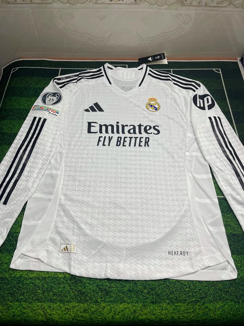 贵州12岁跳水小将全运会出场时做C罗庆祝动作：我喜欢C罗