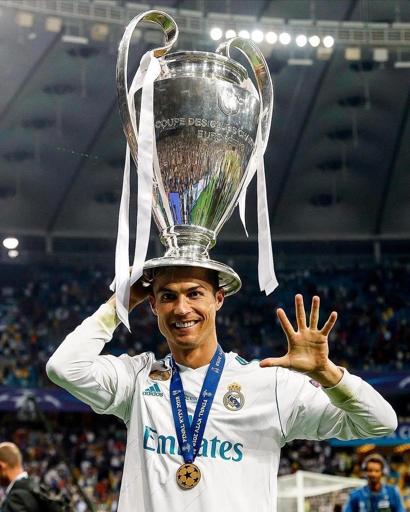 足球欧联杯精彩倒钩破门当选本周最佳进球