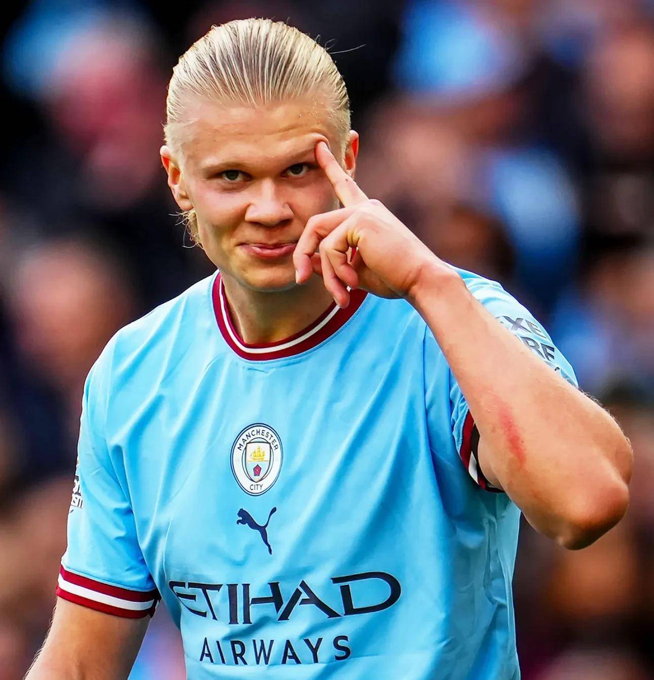 他终于迎来属于自己的夜晚